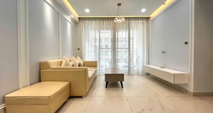 z6076659927871 768112850ed5e1e915839bc097e3b3c7 810x430 - Cho thuê Midtown M7 Bloc A Tầng 15 98m 3 phòng full nội thất giá 1500usd/tháng