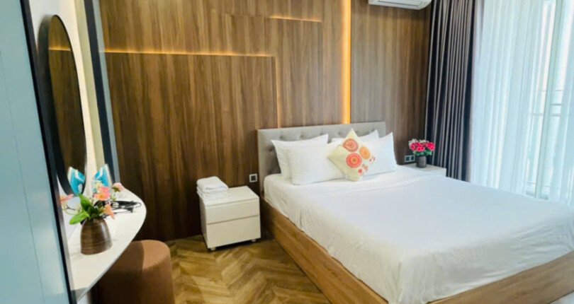 z6076663996117 4a1bfe3417b67d472c49d3883cdebda4 810x430 - Cho Thuê căn hộ Midtown 130m, 3 phòng full nội thất giá 65 triệu/tháng