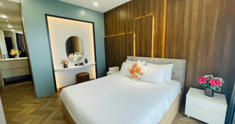 z6076664008140 1e35b62c00caad8232cf230f1ee06850 810x430 - Cho Thuê căn hộ Midtown 130m, 3 phòng full nội thất giá 65 triệu/tháng