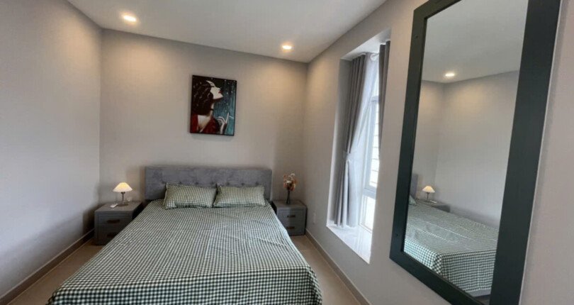 z6077324362234 fba643d458393e2a41ac14640aa90a1c 810x430 - Bán căn hộ Sky Garden 3 Tầng 9 dt 70m 2 phòng giá 5 tỷ