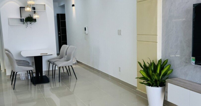 z6083358367567 e075c75db09d418c98547a50a621d9cb 810x430 - Bán căn hộ 13E2-11 Sky Garden 3 Dt 74m 3 phòng nhà đẹp giá 5 tỷ