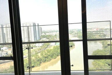 ban-cong-phong-ngu-truc-dien-song