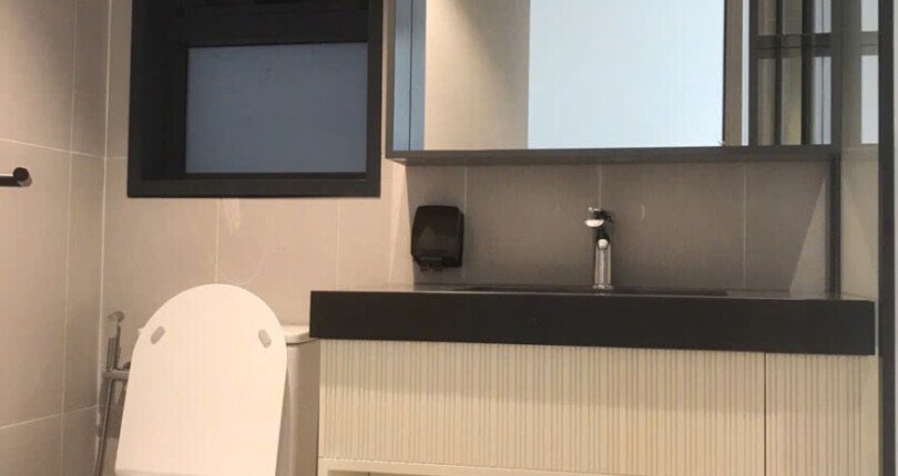 can ho ban co 2 toilet day du thiet bi nhu hinh 1 810x430 - Giá mua bán căn hộ 2pn block B chung cư Cardinal Court Phú Mỹ Hưng Quận 7 T12/2024