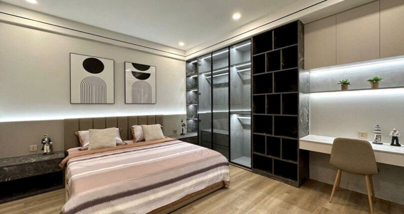 can ho ban co 3pn hoan thien noi that sang trong 810x430 - Giá mua bán căn hộ 3pn chung cư Riverside Residence Phú Mỹ Hưng Quận 7 T12/2024