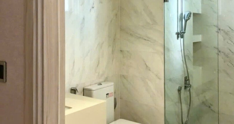 can ho cho thue co 3 toilet day du thiet bi 810x430 - Giá cho thuê căn hộ 3pn block A chung cư Midtown Phú Mỹ Hưng Quận 7 T12/2024