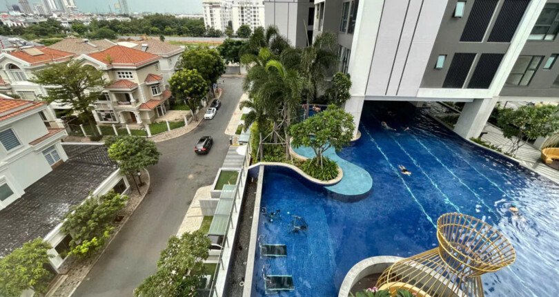 can ho truc dien ho boi noi khu 810x430 - Giá cho thuê căn hộ 3pn block A chung cư The Antonia Quận 7 T12/2024