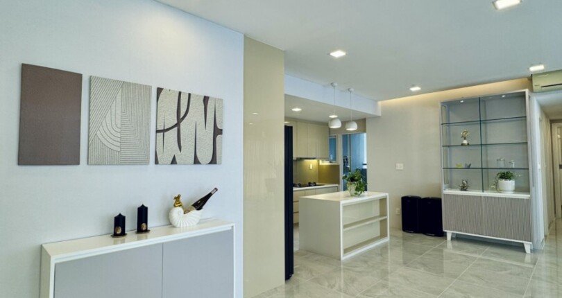 goc phong khach 1 810x430 - Giá mua bán căn hộ 3pn block L chung cư Happy Valley Phú Mxy Hưng Quận 7 T12/2024