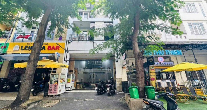 hinh anh mua ban nha pho noi khu hung phuoc 2 quan 7 t12 2024 810x430 - Giá mua bán nhà phố nguyên căn mặt đường Nội Khu Hưng Phước 2 Phú Mỹ Hưng Quận 7 T12/2024