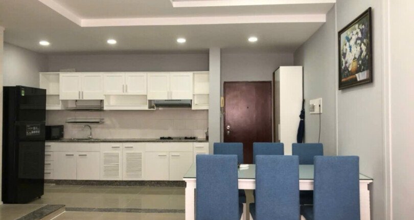 khong gian bep phong an rong rai 810x430 - Giá mua bán căn hộ 3pn chung cư Sky Garden 2 Phú Mỹ Hưng Quận 7 T12/2024