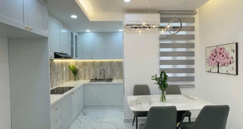 khong gian bep va phong an 7 810x430 - Giá mua bán căn hộ 2 phòng ngủ diện tích 56m2 chung cư Sky Garden 3 Quận 7 t12/2024