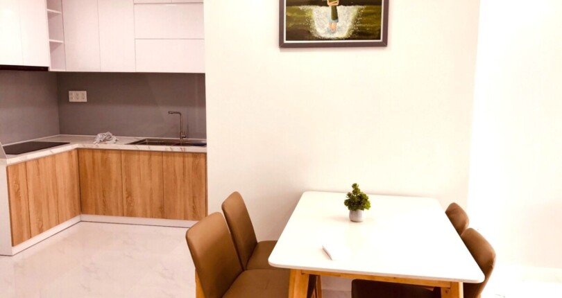 khong gian bep va phong an 8 810x430 - Giá mua bán căn hộ 2 phòng ngủ blockk G chung cư Saigon South Nhà Bè T1/2025