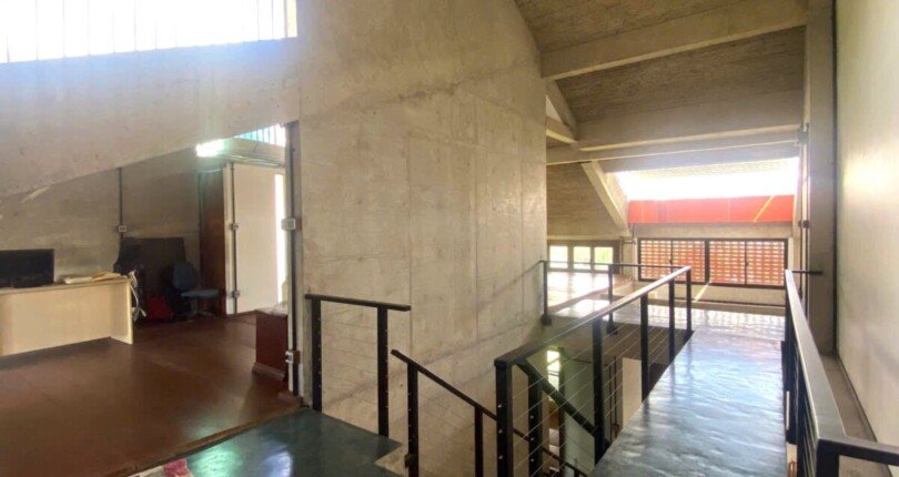 khong gian hanh lang lau 1 810x430 - Giá cho thuê nhà Biệt thự nguyên căn số 40N Đường số 15 Khu dân cư Phú Mỹ Quận 7 T1/2025