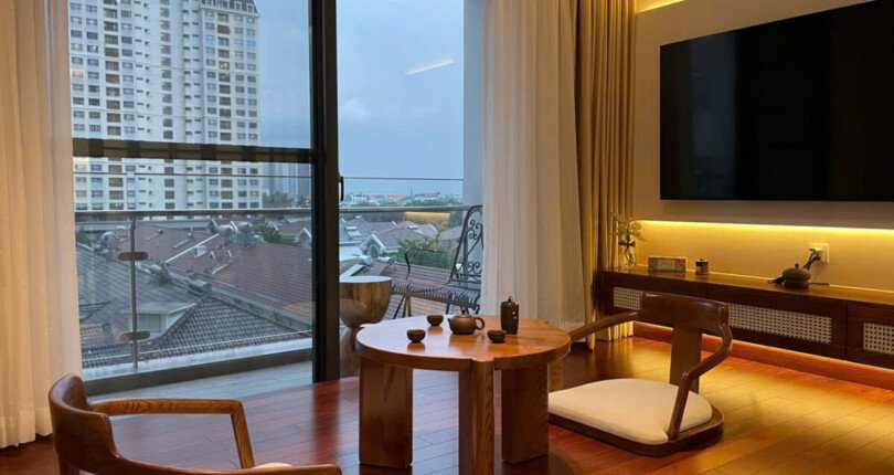 khong gian phong khach 1 810x430 - Giá cho thuê căn hộ 3pn block A chung cư The Antonia Quận 7 T12/2024