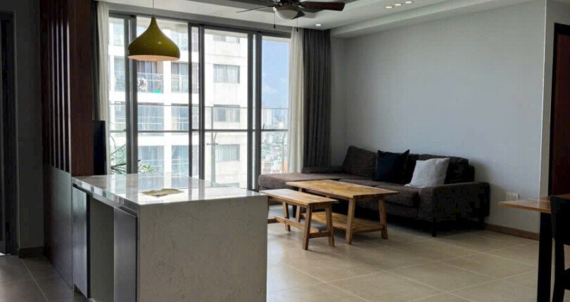khong gian phong khach can ho ban 810x430 - Giá mua bán căn hộ 2pn chung cư Green Valley Phú Mỹ Hưng Quận 7 T12/2024