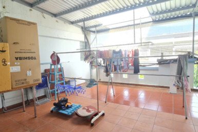 khong-gian-san-thuong