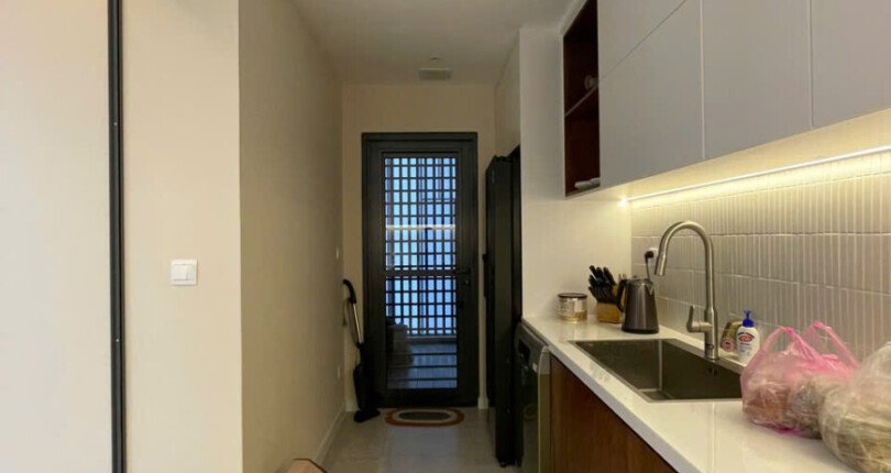 khu vuc bep 810x430 - Giá cho thuê căn hộ 3pn block A chung cư The Antonia Quận 7 T12/2024