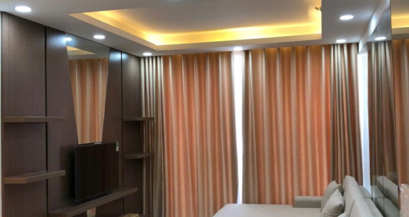 phong khach can ho ban 12 810x430 - Giá mua bán căn hộ 3pn block A01 view hồ bơi chung cư Scenic Valley 1 Phú Mỹ Hưng Quận 7 T12/2024