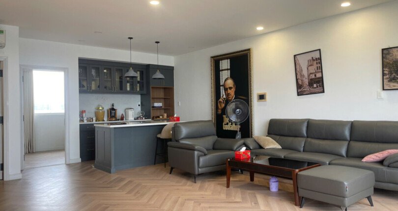 phong khach can ho ban 26 810x430 - Giá mua bán căn hộ 3pn 164m2 chung cư The Panorama 3 Quận 7 T12/2024