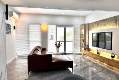 phong khach can ho cho thue 5 385x258 - Giá cho thuê căn hộ 4 phòng ngủ block A chung cư Scenic Valley 1 Phú Mỹ Hưng Quận 7 T12/2024