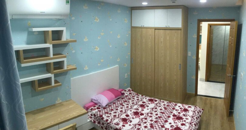 phong ngu can ho ban 11 810x430 - Bán căn hộ chung cư Scenic Valley 1, 89m2,02pn, 6.5 tỷ , đầy đủ nội thất, xem nhà dễ.