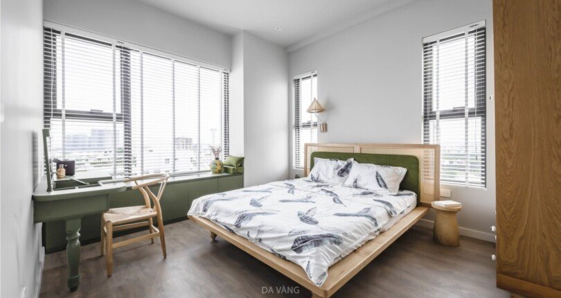 phong ngu trong can ho ban 2 810x430 - Giá mua bán căn hộ 3 phòng ngủ block B chung cư Hưng Phúc Premier Quận 7 T12/2024