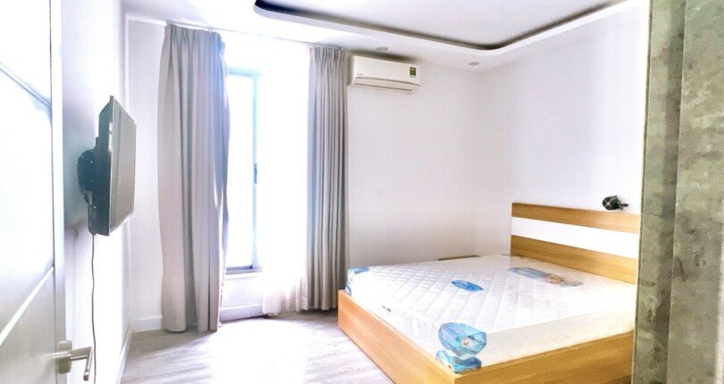 phong ngu trong nha cho thue 810x430 - Giá cho thuê nhà Biệt thự nguyên căn 4pn kdc Lavila Kiến Á Nhà Bè T12/2024