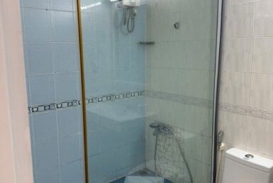 toilet-trong-can-ho