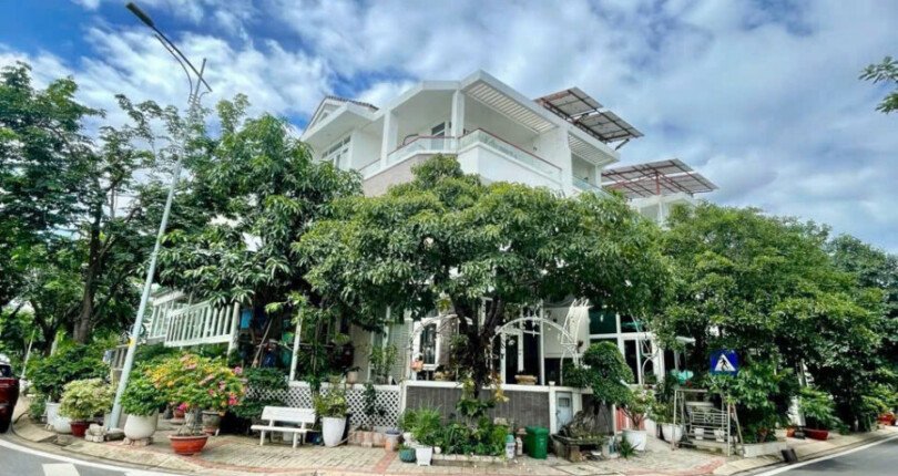 vi tri nha biet thu ban goc hai mat duong 810x430 - Giá mua bán nhà Biệt thự nguyên căn kdc Jamona Golden Silk Quận 7 T1/2025