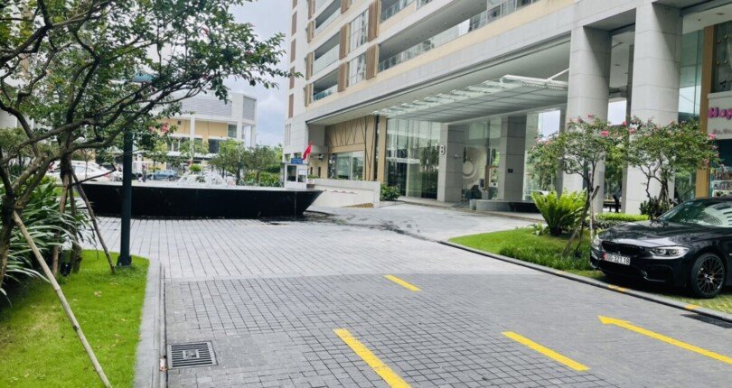 vi tri shophouse mat duong pho di bo noi midtown m6 810x430 - Giá mua bán Shophouse 20/2 Block B khu dân cư Midtown m6 Phú Mỹ Hưng Quận 7 T12/2024