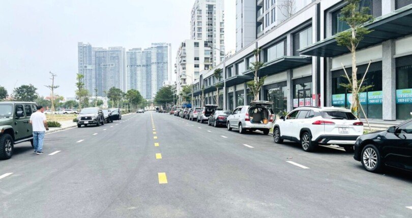 vi tri shophouse may duong so 10 tan phu quan 7 810x430 - Phú Mỹ Hưng mở bán 12 căn Shophouse hàng hiếm tại kdc Cardinal Court Quận 7 giá từ 200tr/m2