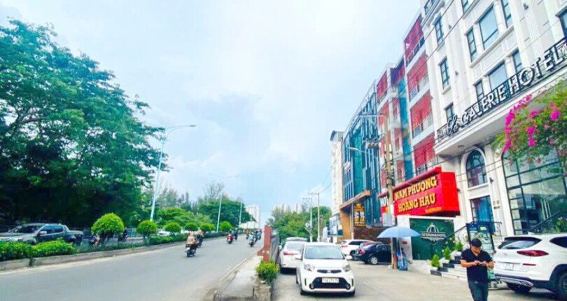 vi tri toa nha khach san ban goc duong so 7 va duong so 4 kdc trung son binh chanh 810x430 - Giá mua bán tòa nhà Khách Sạn Nam Phương Hoàng Hậu 70p Kdc Trung Sơn Bình Chánh T1/2025