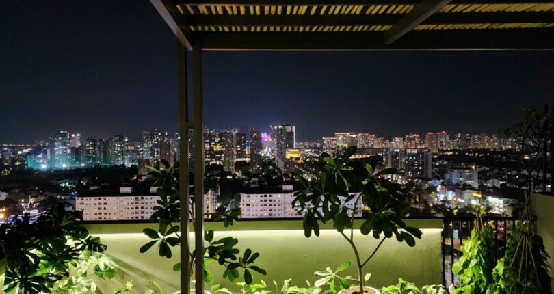 z6089085809169 5efd519c9f9349c74836dc9b5110a84a 810x430 - Bán Penthouse Sky Garden 257m 4 phòng giá 11 tỷ