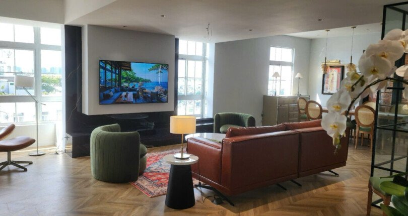 z6089085848870 0c85b103de0b481b39b8eed262e097f2 810x430 - Bán Penthouse Sky Garden 257m 4 phòng giá 11 tỷ