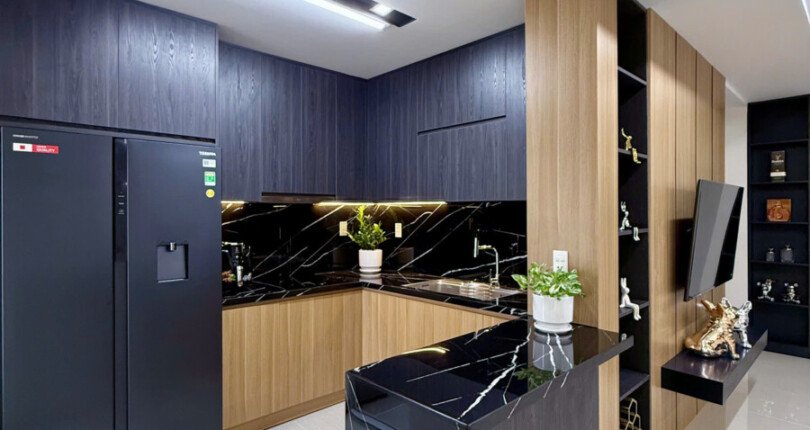 z6089248799348 164433fa8bb815c0af59d605b5e45044 810x430 - Bán Duplex Star Hill giá 9,8 tỷ dt 137m 3 phòng có ô xe hơi