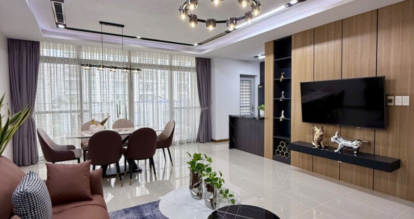 z6089248803388 f9304940ecb02e7c5fd7640b13bc0375 810x430 - Bán Duplex Star Hill giá 9,8 tỷ dt 137m 3 phòng có ô xe hơi