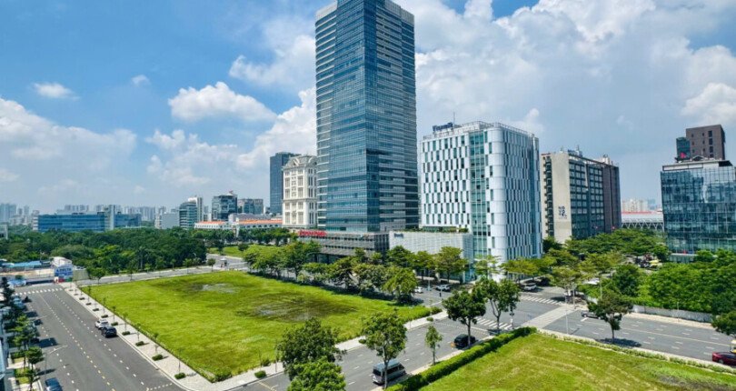 z6089248825484 e7365cea92dce297c19771a011b93209 810x430 - Bán Duplex Star Hill giá 9,8 tỷ dt 137m 3 phòng có ô xe hơi