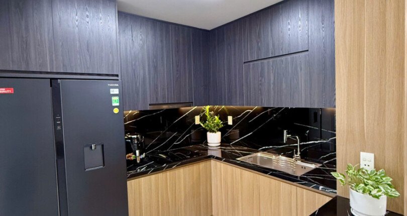 z6089248885615 3951e32f4bbd766271fe653186af2ef5 810x430 - Bán Duplex Star Hill giá 9,8 tỷ dt 137m 3 phòng có ô xe hơi