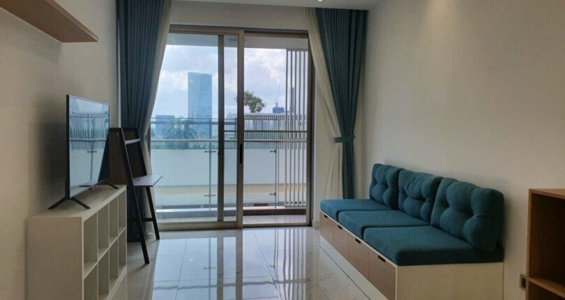 z6090109157911 a4d73331d95903665d373c4bd29eb138 810x430 - Bán Midtown M6 Tầng 8 view hồ bơi 64m 1 phòng giá 5,5 tỷ