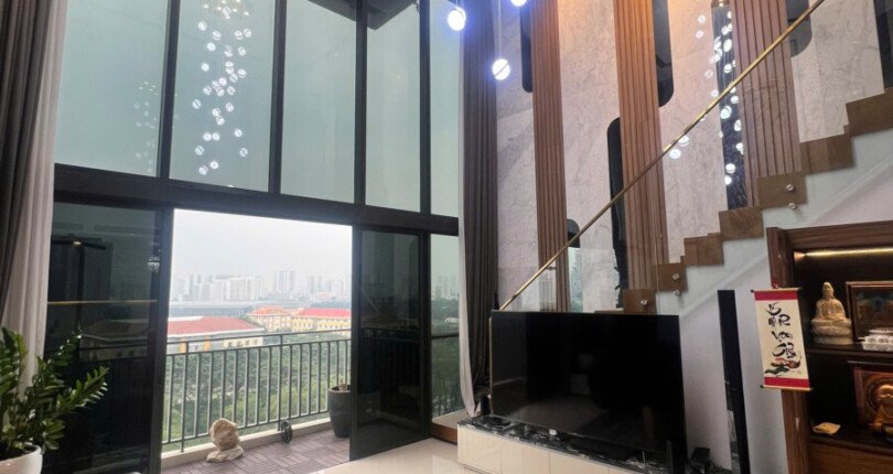 z6096743211576 b1c1ceb8a2294f4aa66af719de61a14e 810x430 - Bán căn hộ The View 137m 3 phòng giá bán 11,9 tỷ