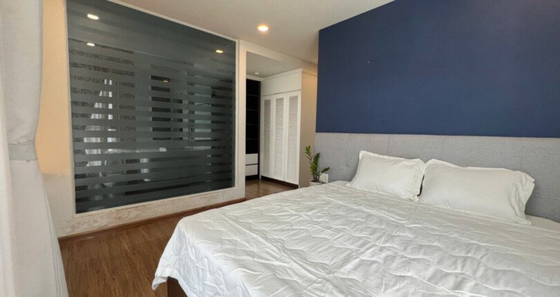 z6099460277536 0ccbc1aaea4bc41768ad691b59e6101f 810x430 - Cho thuê căn hộ Star Hill tầng 9 thiết kế 3 phòng full đồ giá 25 triệu/tháng