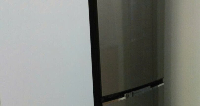 z6099490592629 41d9e61f5775a5b02f9a466469e962d4 810x430 - Cho thuê chung cư Hưng Phúc 1 Tầng 18 76m 2 phòng full đồ