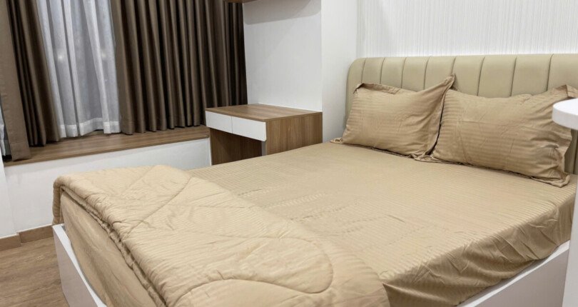 z6102988009755 a888144b8fccd654348a95f1ee818a22 810x430 - Cho Thuê MIDTOWN M8 Tầng 9 DT 81m 2 phòng full nội thất giá 1300usd/tháng