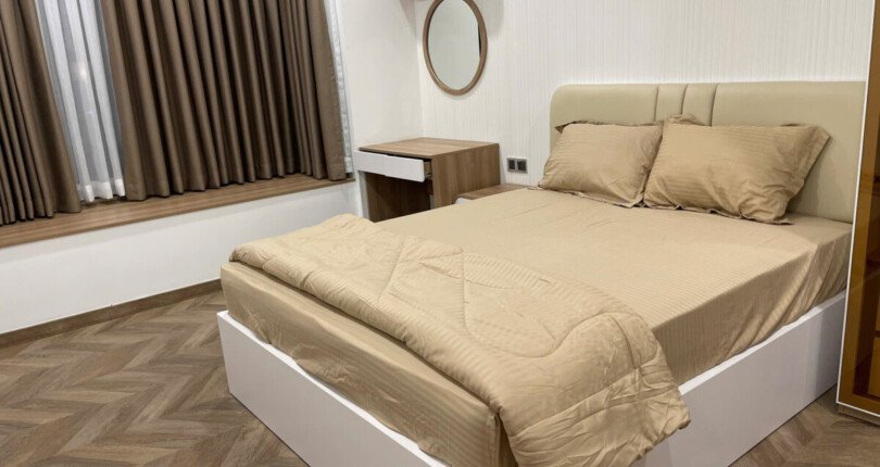 z6102988053228 7c1e614dd3b3b702fcf9a8711e657af9 810x430 - Cho Thuê MIDTOWN M8 Tầng 9 DT 81m 2 phòng full nội thất giá 1300usd/tháng