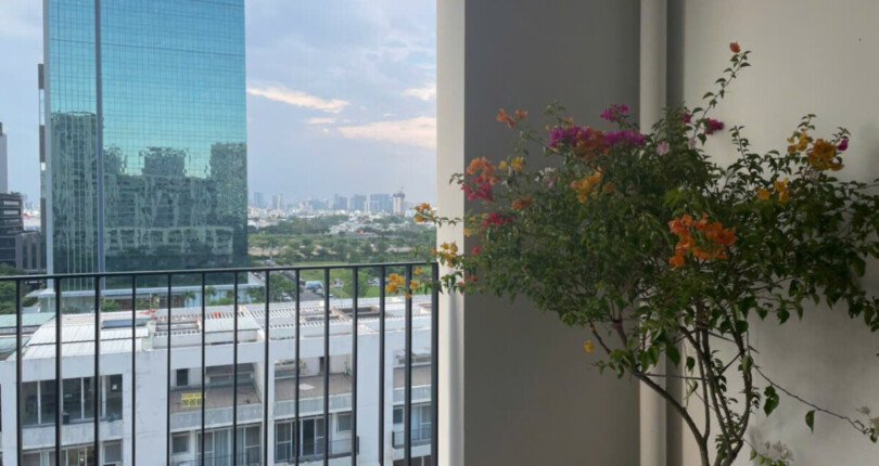 z6103985241362 17cfa1e878e70a3afa506c5c380a090c 810x430 - Cho thuê Star Hill 112m 3 phòng, view hồ bơi giá 30 triệu/tháng