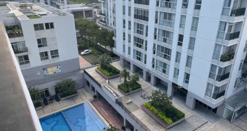 z6103985245816 9e1c8e7567562632a2a75aa5036be60f 810x430 - Cho thuê Star Hill 112m 3 phòng, view hồ bơi giá 30 triệu/tháng
