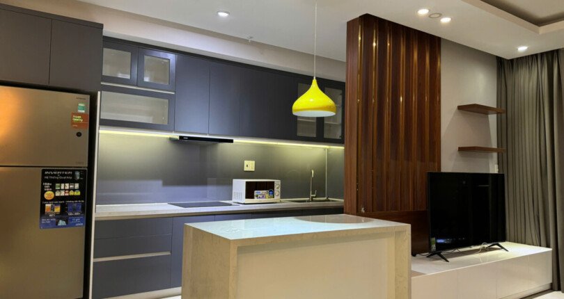 z6105070927304 f56cb4561cb53c990d63787d0bd8a067 810x430 - Bán căn hộ Green Valley Tầng 11 dt 88m 2 phòng, có ô xe giá 6,5 tỷ