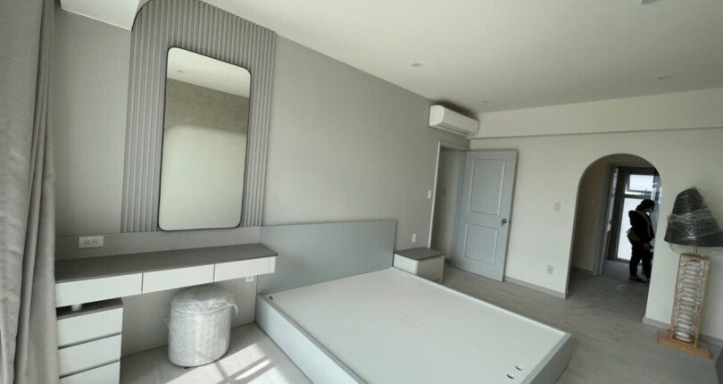 z6115091652468 fb2aa08e9a2941627a39ca13f3acbf97 810x430 - Bán căn hộ Garden Court 2 Phú Mỹ Hưng Q7 146m 3 phòng giá 15 tỷ 500tr