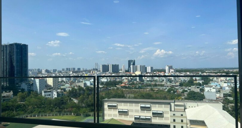 z6115798028132 f570a07b07115fa4f590186089f62979 810x430 - Bán Midtown 76m 2 phòng tầng 11 giá 7,8 tỷ