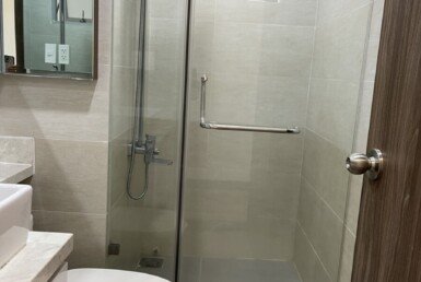 z6117820073972_6cbfaca52e2b38637528f4bfb4700baa