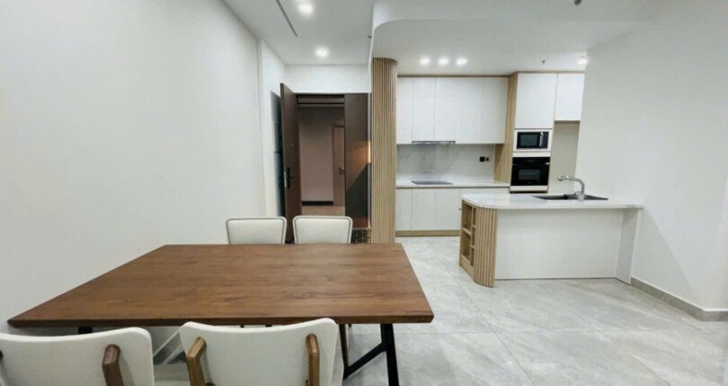 z6125463218601 f9edde9a650600a0f8146b5654ec2b42 810x430 - Cho thuê Midtown tầng 10 81m 2 phòng giá 29 triệu